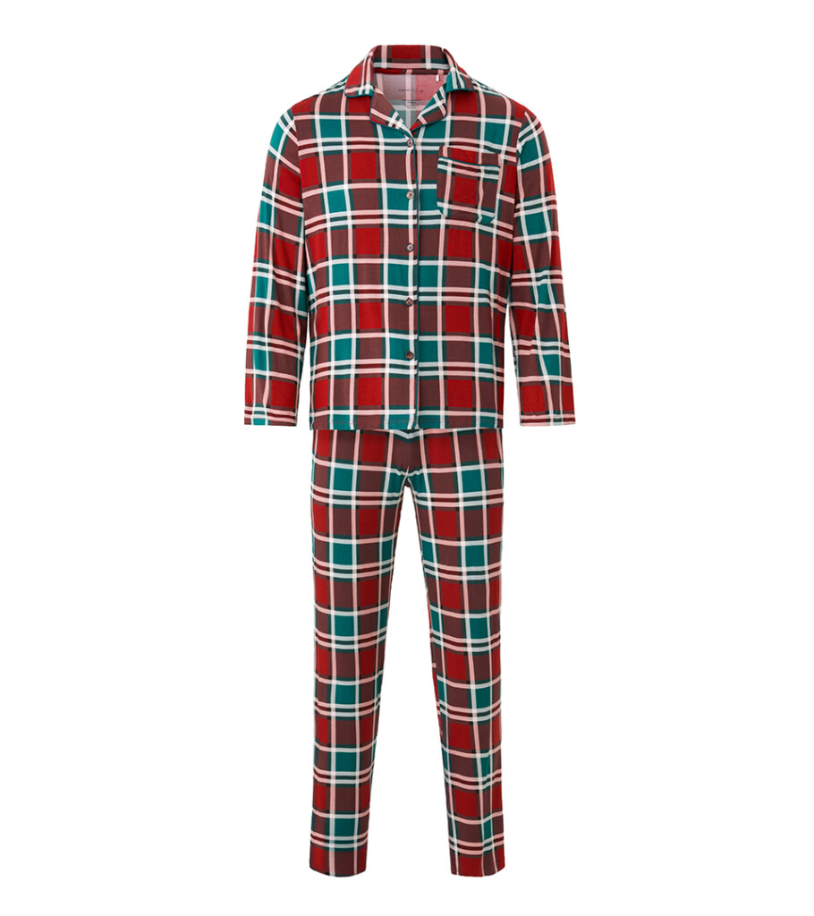 Professional ghost mannequin photography of a plaid men's pajama set, emphasizing garment structure, fit, and premium apparel details for e-commerce catalogs.