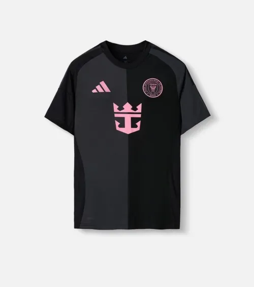 Flat lay photography of a black soccer jersey with pink accents for e-commerce clothing photography.